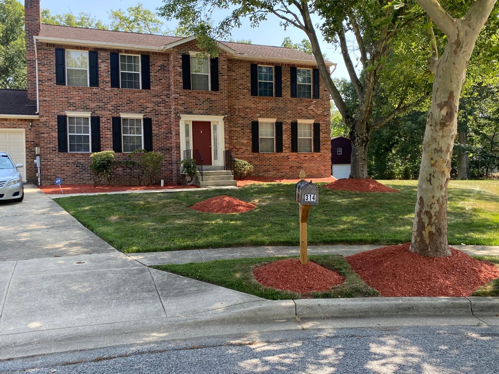 Well maintained landscaped property